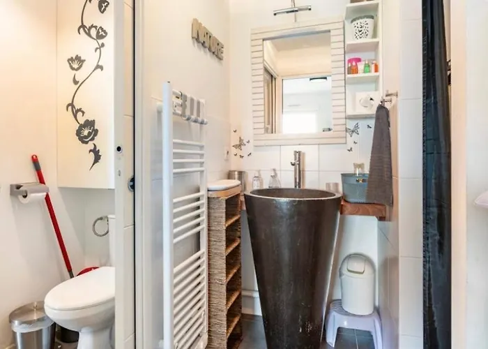 Le Neptune * קונטיס-לה-בן