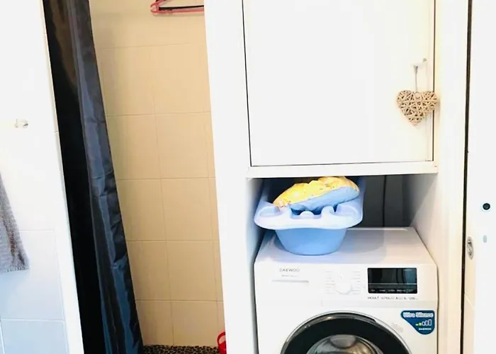 Le Neptune קונטיס-לה-בן